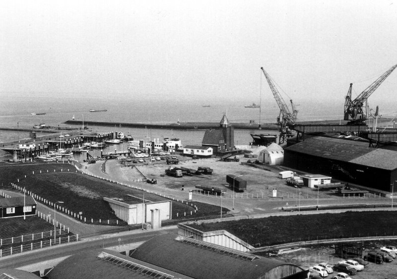 Haven Delfzijl in 1969 2.jpg